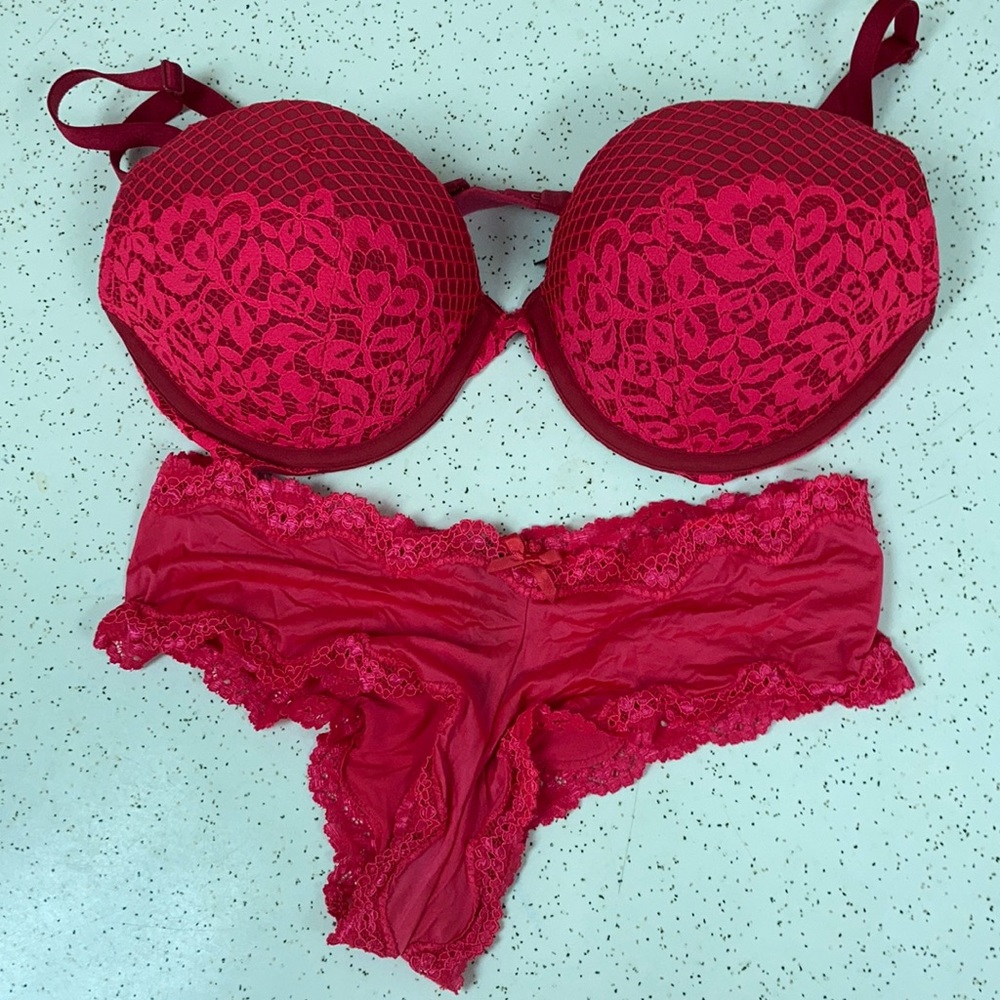 Victoria Secret Very Sexy Bra & Panties